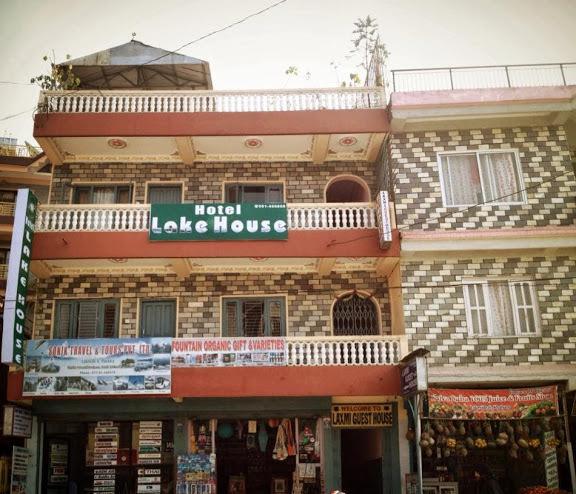 Hotel Lake House Pokhara Exterior photo