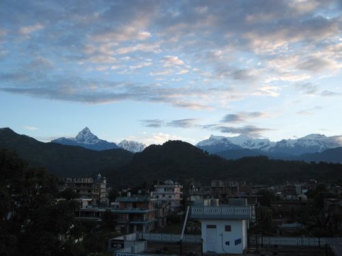 Hotel Lake House Pokhara Exterior photo